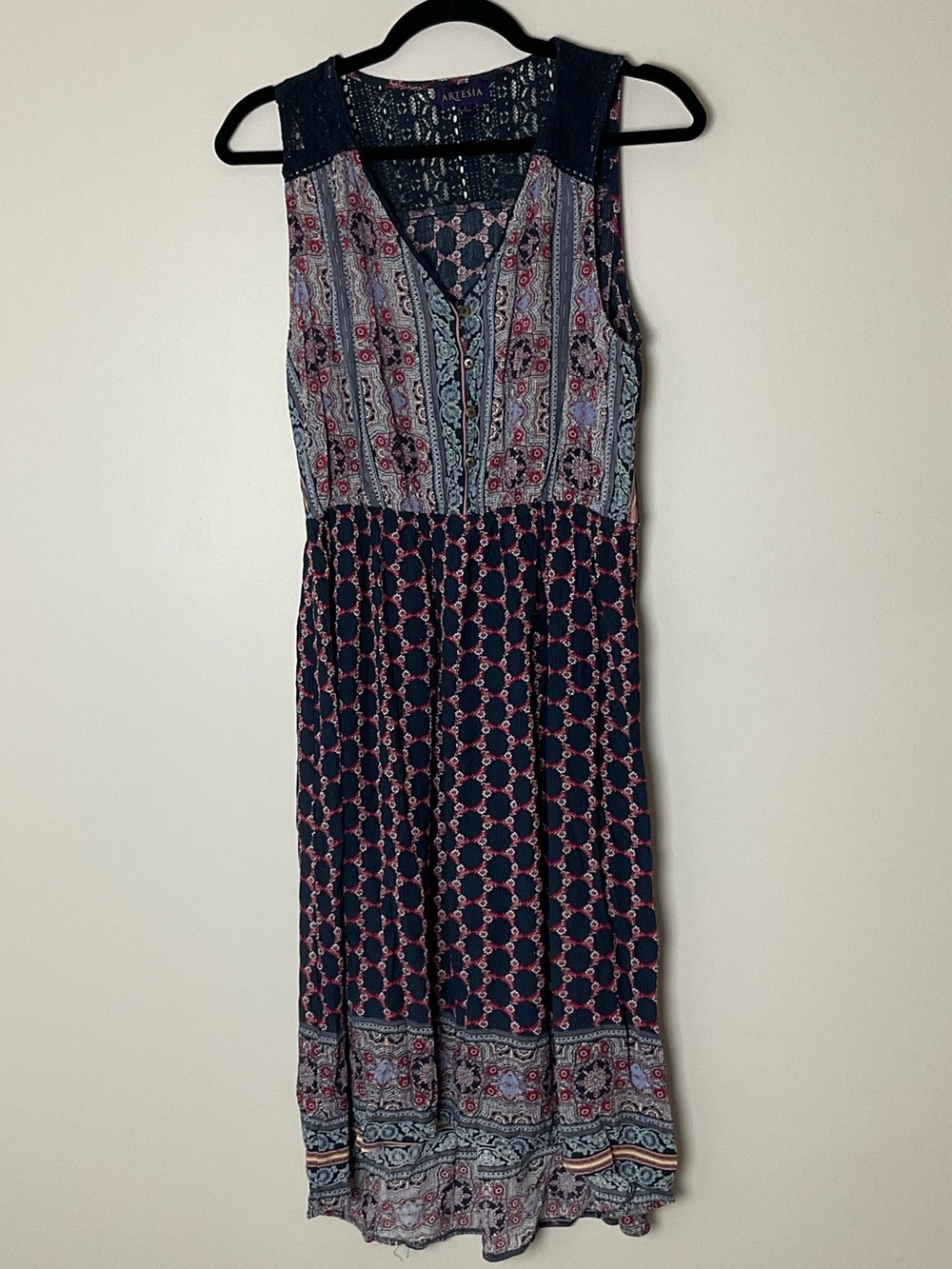 Artesia Sleeveless Navy Patterned V-Neck w/ Crochet Midi Dress Boho Flowy Size L